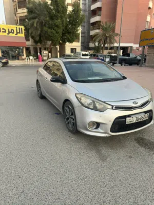 كيا سيراتو كوبيه