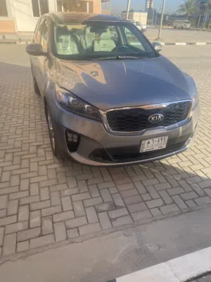 سورنتو امريكي 2019 حجم 6 سلندر