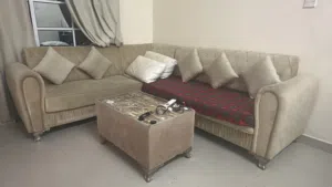 ركنه مع ترابيزه مستعمل لدواعي السفر