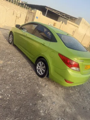 Hyundai Accent 2013