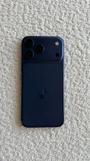 iPhone 17 Pro Max 265 GB Middle East
