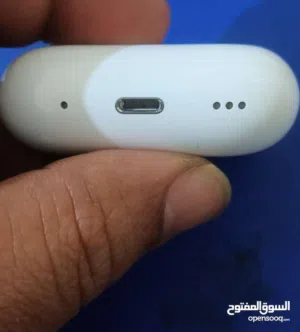 بوكس ابل برو 2 الجيل الثاني اصلي جديد بالسريال نمبر بطاريه 100%