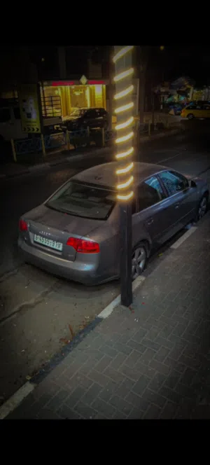 اودي A4 2008