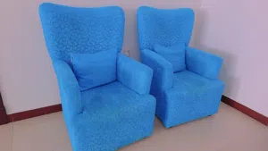 كراسي للبيع بحالة جيدة جدا
