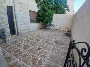 80 m2 2 Bedrooms Apartments for Rent in Amman Jubaiha