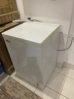 ديب فريزر افقى ماركة وانسا بحاله ممتازه