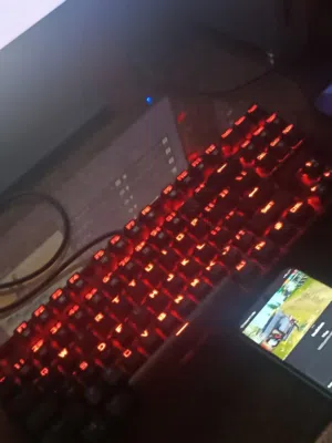 pc للبيع بسعر مميز