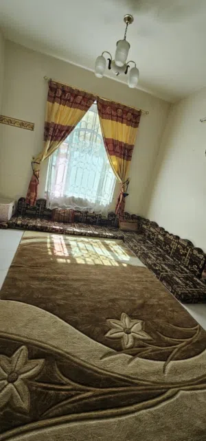 مجلس ضغط سعودي ارتفاع 12 سم وابعاد المجلس 15متر