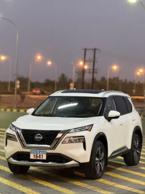 Used Nissan Rogue in Al Batinah