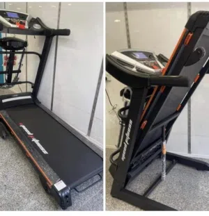 جهاز جري نظيف جداً يتحمل وزن 150  كيلو ديل ماطور