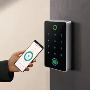 جهاز بصمة للتحكم في الدخول والخروج Door access control