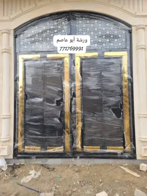 فن الزخرفة الحديد ابواب شبابيك دربزين درج خزانات مياه