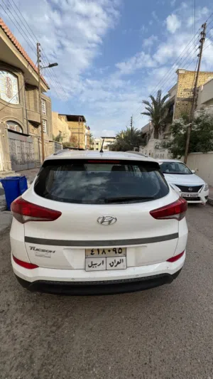 السلام عليكم للبيع توسان 2019 كفاله بيه دحجات بسيطه