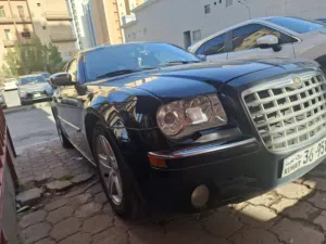 كرايزلر 300 8 سلندر