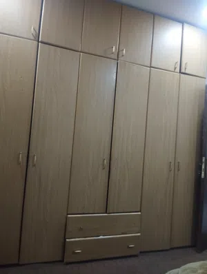 خزانة ملابس  خشب زان تقيل