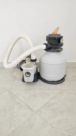 Bestway flowclear filter and pump for swimming pool
