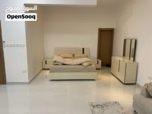 مطلوب شقه ايجار 3 غرف وصاله بالعامرات