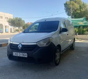 رنو دوكر 2015