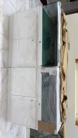 كبتين بحالة جديدة لوضع اغراض البيت