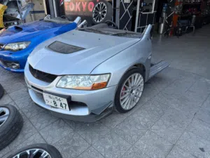 Mitsubishi Lancer Evolution 9 وارد اليابان ممشى قليل بحالة ممتازه متوفره كامله