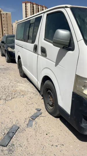باص للايجار