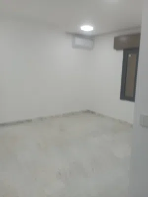 مطلوب من المالك مباشره.. عقار قديم سكني في شارع الظل للبيع