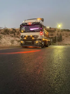 صهريج نضح  لسحب كافة الجور(تعهدات الفيومي) الرائدة في تنظيف المجاري المائية وقنوات الصرف الصحي