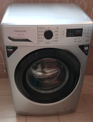للبيع غسالة FRIGIDAIRE EasyCare 300 الأصلي فريجيدير 8 كيلو إنفرتر 1200 دورة - حالة ممتازة جداً