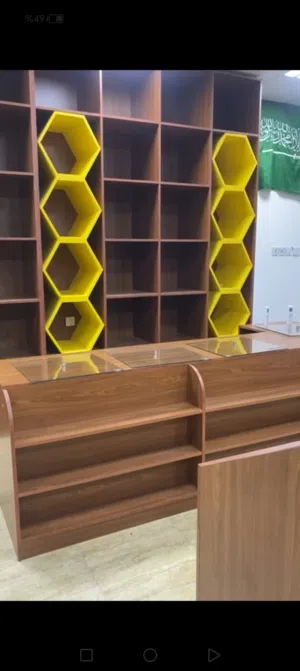 دولايب ومستلزمات محلات تجارية ومطاعم ومكاتب وكافيهات