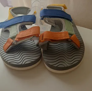 Boys . Sandals & Slippers . Grey4