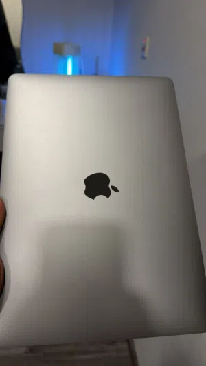 MacBook Air M1