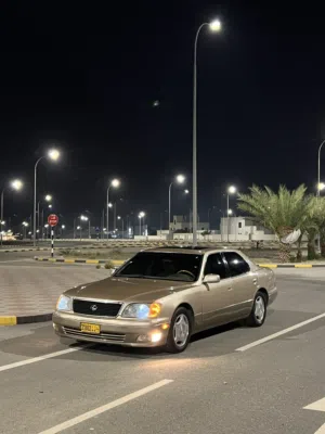 للبيع لكزس 400 نظيف