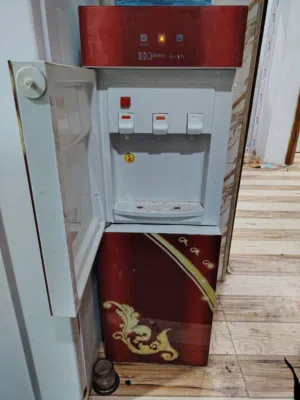 براد ماركه كولدن بارد ثلج مع حافضه جوه حجم كبير شرط الشغل اخو الجديد