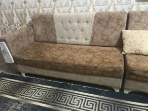 سلام عليكم عندي طخم مستعمل كلش حلو