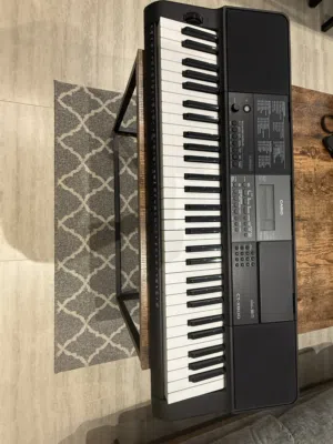Electronic Piano