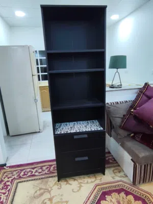 كبت أيكيا اسود شبه جديد 25 دينار