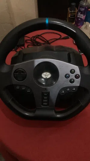 للبيع دركسون نظيف جدا بسعر معقول