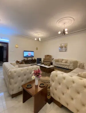 300 m2 More than 6 bedrooms Apartments for Sale in Amman Al Gardens