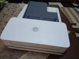طابعه hp عاديه سحب وتصوير نظيفه