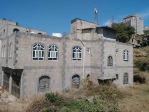  Building for Sale in Ibb Dhihar