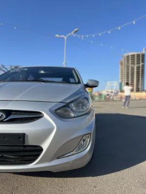 Hyundai Accent 2013