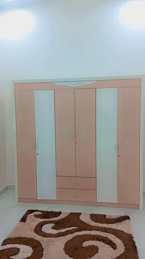 أثاث غرف نوم مستعمل مدة قصيرة