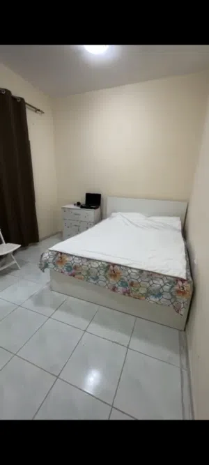 النهده الشارقه غرفة لزوجين، بنت او بنتبن