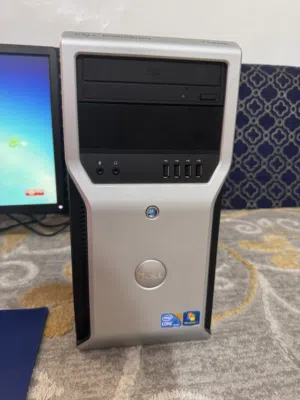 كمبيوتر الاعاب للبيع بـ20 دينار