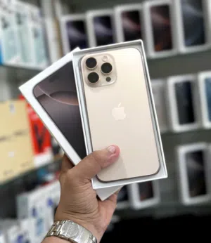عرض خاص : iPhone 16 pro max 256gb هواتف نظيفة جدا بحالة الوكالة مع ضمان و ملحقات و بأقل سعر