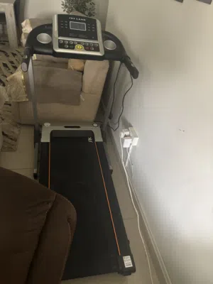 للبيع جهاز مشي