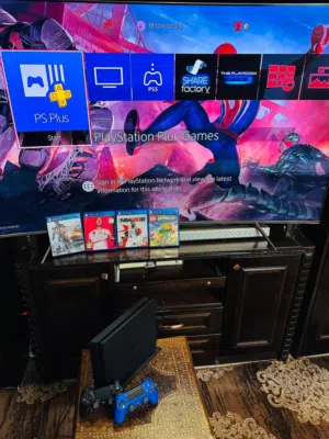 Playstaion 4 Slim بلاستيشن 4 سلم