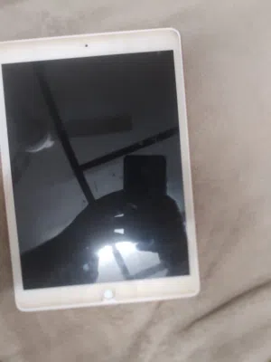 Apple iPad 8 64 GB in Muscat