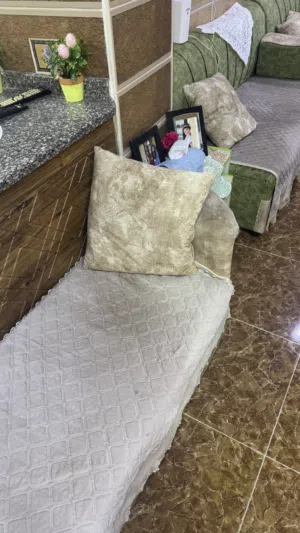 طقم كنب للبيع استعمال سنة تفصيل