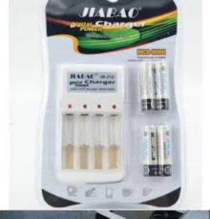 جهاز شاحن بطاريات القم و الريموت  الفوري مع البطاريات